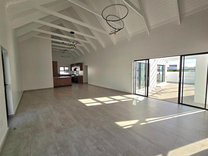 3 Bedroom Property for Sale in Britannia Bay Western Cape